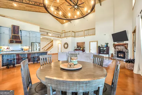 Dining - 239 Walters Rd, Barnesville, GA 30204 photo 3 of 4