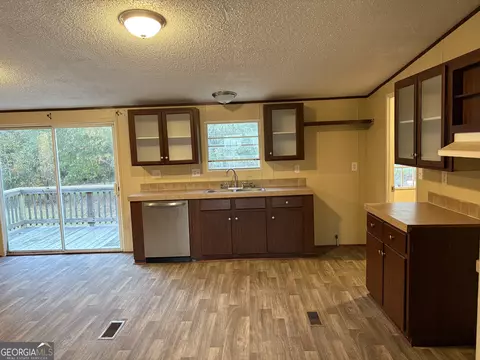 Kitchen - 412 Pullen Ln, Dublin, GA 31021 photo 1 of 1