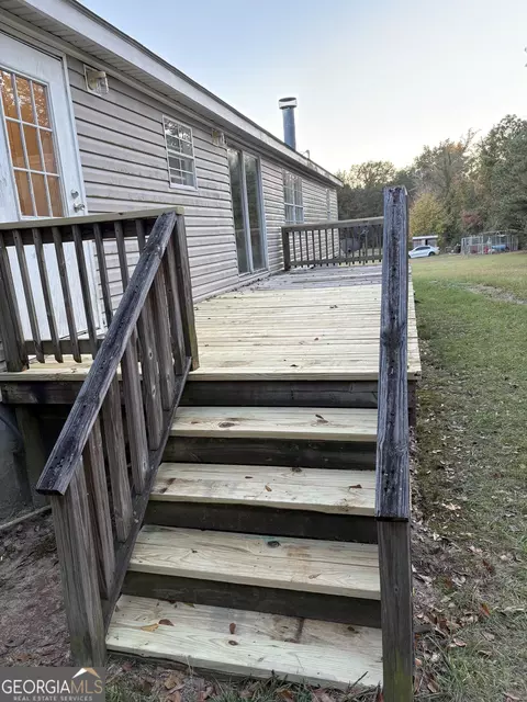 Exterior - 412 Pullen Ln, Dublin, GA 31021 photo 4 of 4