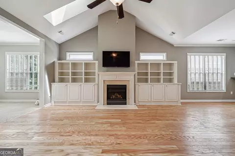 6722 Blue Heron Way, Flowery Branch, GA 30542