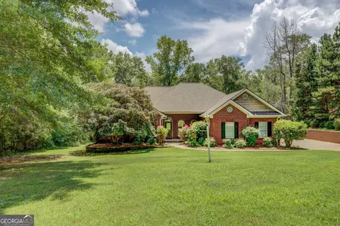 1041 Flat Rock Rd, Covington, GA 30014