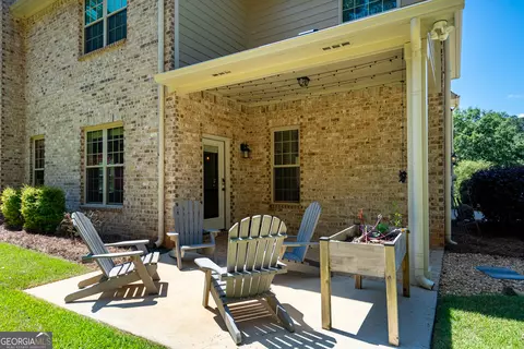Exterior - 114 Millridge Dr, Lagrange, GA 30240 photo 4 of 10