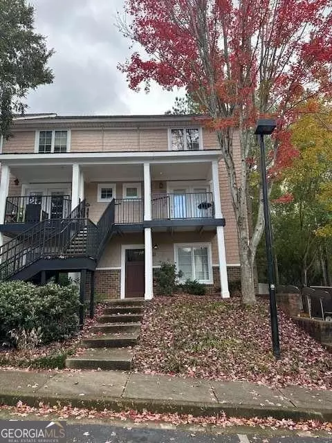 1035 Barnett Shoals Rd #1227, Athens, GA 30605