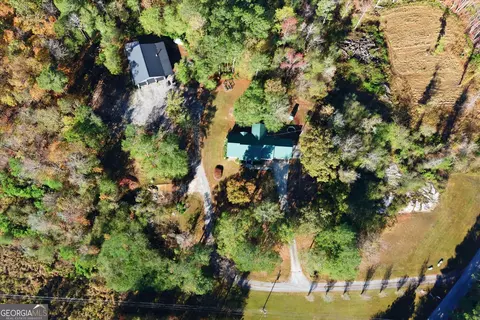 135 Gray Rd, Carrollton, GA 30116