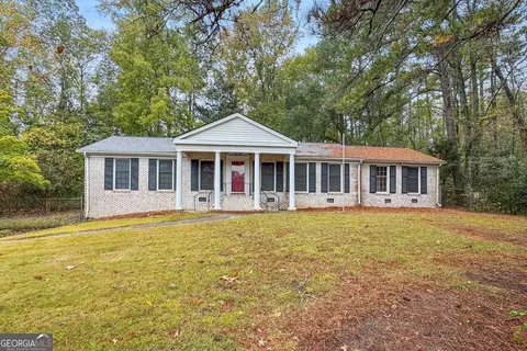 592 Hunnicutt Rd SE, Mableton, GA 30126