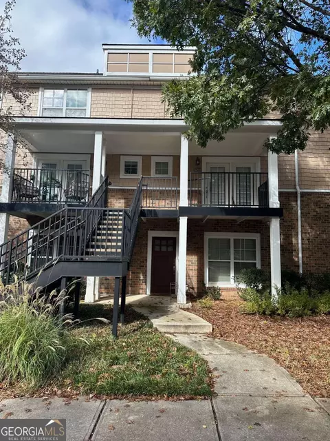 1035 Barnett Shoals Rd #913, Athens, GA 30605