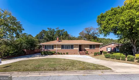 3515 Clubview Dr, Columbus, GA 31906