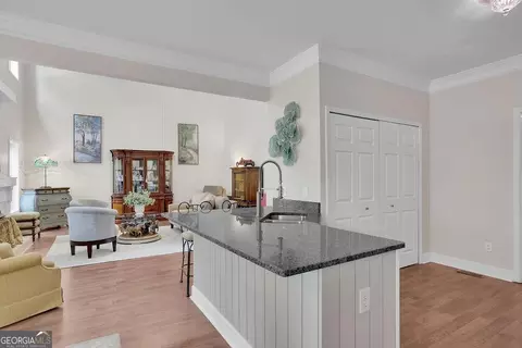 2075 Pine Tree Dr #B2, Buford, GA 30518 photo 9