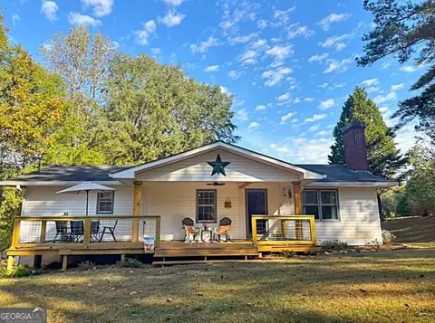 1550 Baughs Cross Rd, West Point, GA 31833