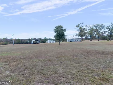 Exterior - 635 Snow Granade Rd, Gordon, GA 31031 photo 6 of 9