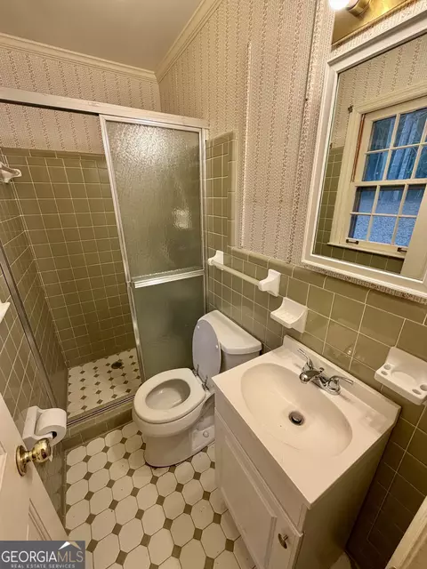 Bath - 596 Kay St, Jackson, GA 30233 photo 2 of 2