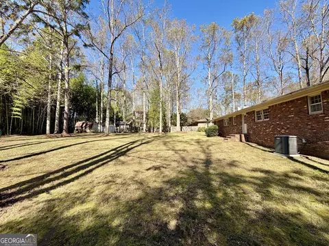 Exterior - 596 Kay St, Jackson, GA 30233 photo 2 of 7