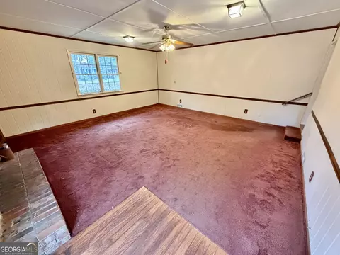Living - 596 Kay St, Jackson, GA 30233 photo 6 of 7