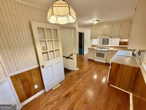 Kitchen - 596 Kay St, Jackson, GA 30233 photo 3 of 3