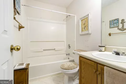 Bath - 248 Fern Ct, Hampton, GA 30228 photo 2 of 2
