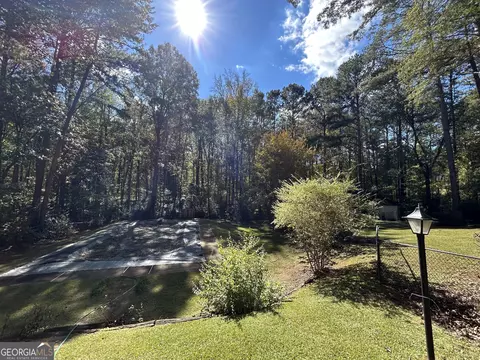 Exterior - 104 Spring Valley Dr, Lagrange, GA 30240 photo 11 of 19