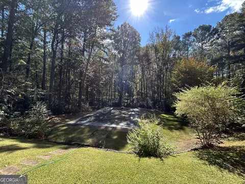 Exterior - 104 Spring Valley Dr, Lagrange, GA 30240 photo 10 of 19