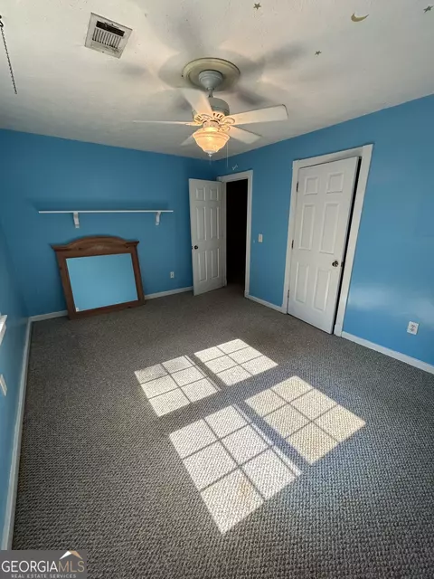 Bedroom - 104 Spring Valley Dr, Lagrange, GA 30240 photo 9 of 10