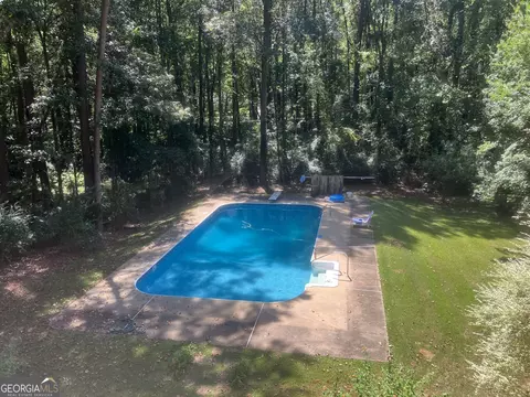 Exterior - 104 Spring Valley Dr, Lagrange, GA 30240 photo 18 of 19