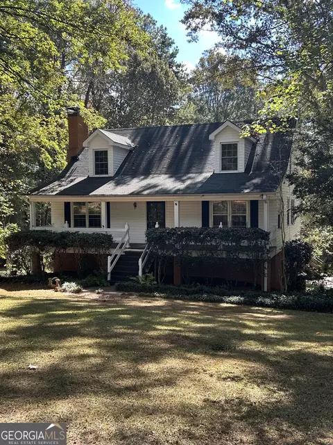 Exterior - 104 Spring Valley Dr, Lagrange, GA 30240 photo 1 of 19