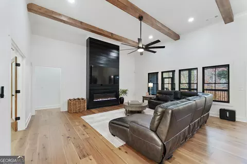 Living - 100 Ridge Way, Forsyth, GA 31029 photo 1 of 2