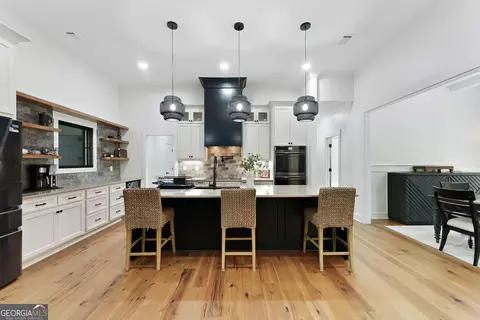 Kitchen - 100 Ridge Way, Forsyth, GA 31029 photo 10 of 12