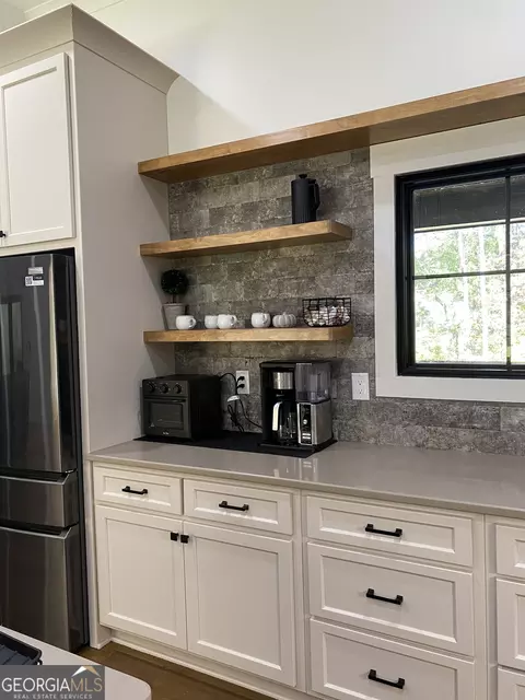 Kitchen - 100 Ridge Way, Forsyth, GA 31029 photo 2 of 12