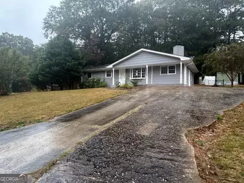 965 Cone Rd, Forest Park, GA 30297