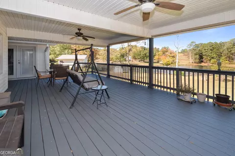 Exterior - 200 Crestwood Dr, Lagrange, GA 30241 photo 6 of 9