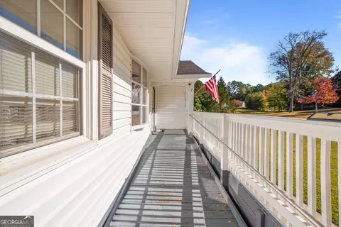 Exterior - 200 Crestwood Dr, Lagrange, GA 30241 photo 8 of 9
