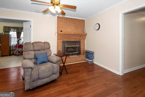 Living - 200 Crestwood Dr, Lagrange, GA 30241 photo 2 of 2