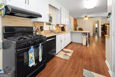 Kitchen - 200 Crestwood Dr, Lagrange, GA 30241 photo 3 of 3