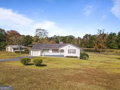200 Crestwood Dr, Lagrange, GA 30241