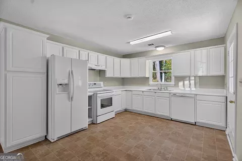 114 Crestwood Dr, Lagrange, GA 30241 photo 8