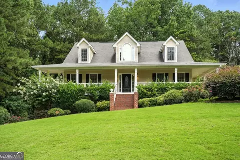 66 Blackberry Ln, Douglasville, GA 30134