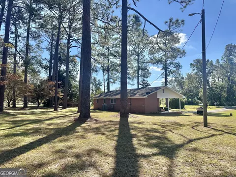 485 Lee St, Milan, GA 31060