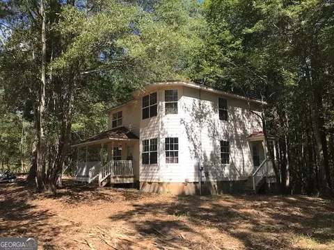 189 W 191 W Plantation Dr, Newnan, GA 30263