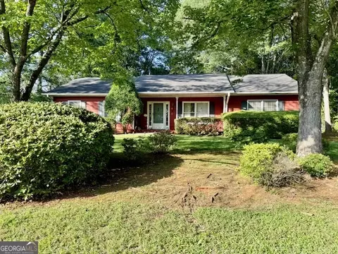 100 Kim Trl, Stockbridge, GA 30281