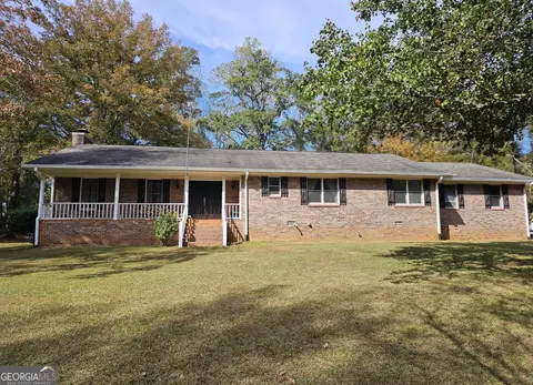 228 Honeysuckle Rd, Monticello, GA 31064