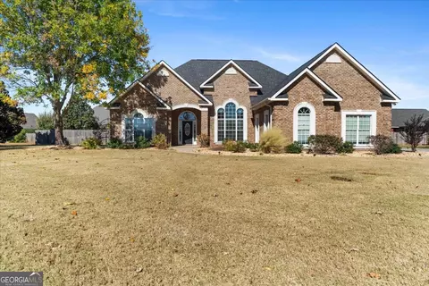 109 Roseine Dr, Warner Robins, GA 31088