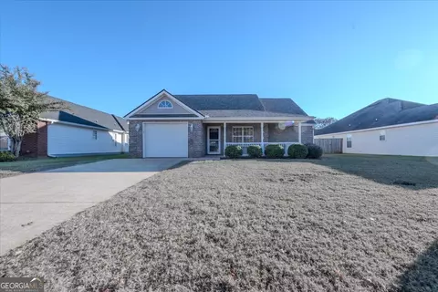 217 Wembley Dr, Warner Robins, GA 31088
