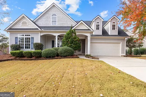 54 The Cres, Newnan, GA 30263