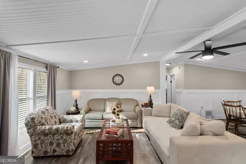 Living - 1706 Stark Rd, Jackson, GA 30233 photo 3 of 3