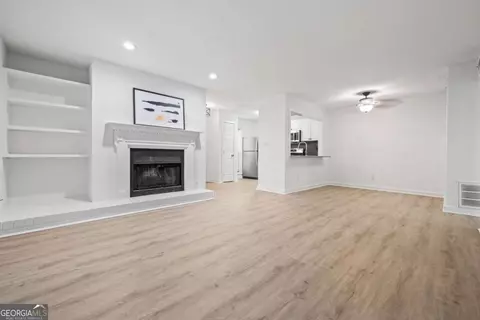 102 River Run Dr, Atlanta, GA 30350