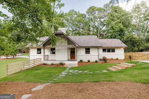 685 Pinecrest Dr, Athens, GA 30605