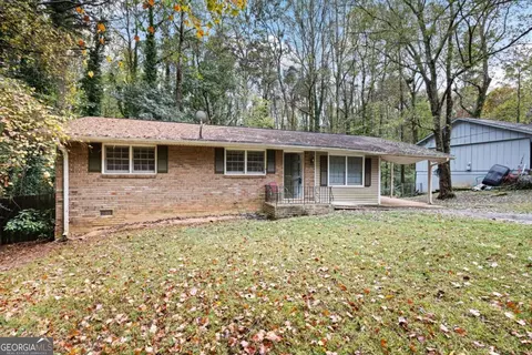971 Canyon Trl SW, Marietta, GA 30060