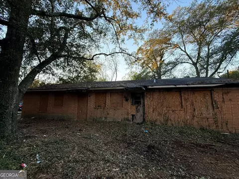 2753 Roy St, Macon, GA 31204