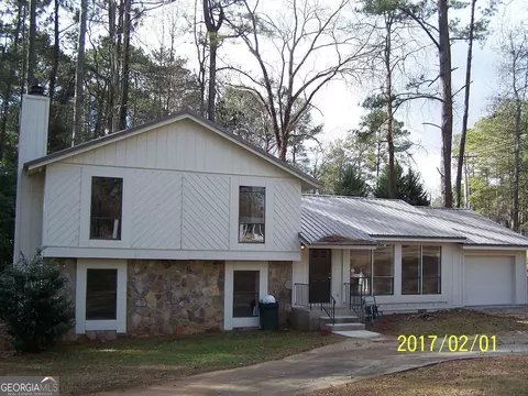 3447 Stonewall Dr NW, Kennesaw, GA 30152