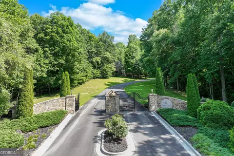 Undisclosed, Hiawassee, GA 30546
