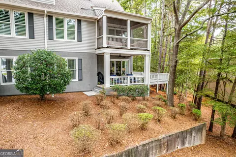 1001 Marina Cove Ln # B, Greensboro, GA 30642